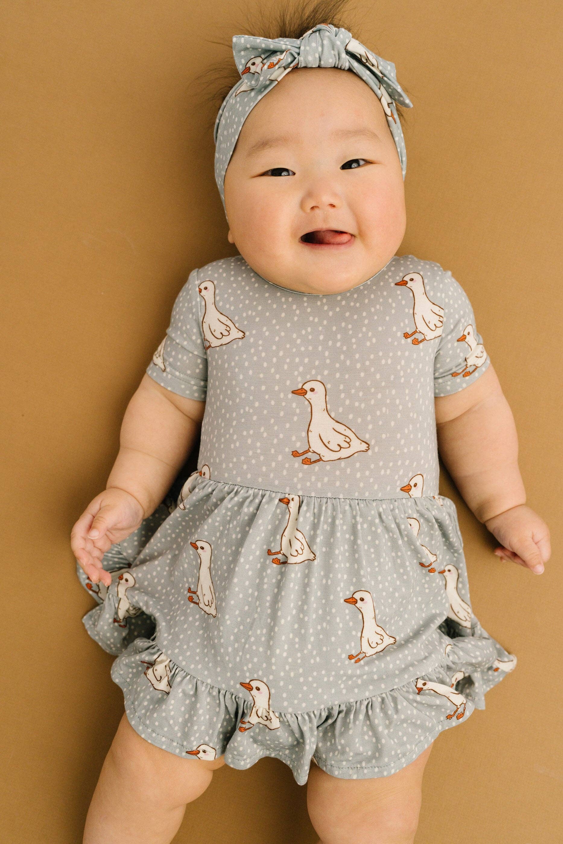 Classic Goose Short Sleeve Bamboo Dress With Snaps